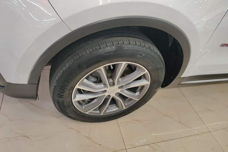 Used Geely Auto Emgrand X7 Sport 2020 1.8TD DCT Two-Wheel Drive Smart Connect 4G-Enabled Version
