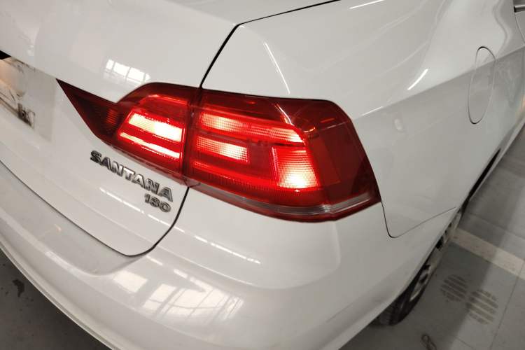 Used Volkswagen Santana 2016 1.6L Automatic Fashion Edition