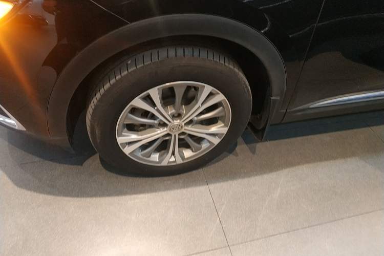 Used Buick Envision 2023 Encore Plus 652T Five-Seat Luxury Model
