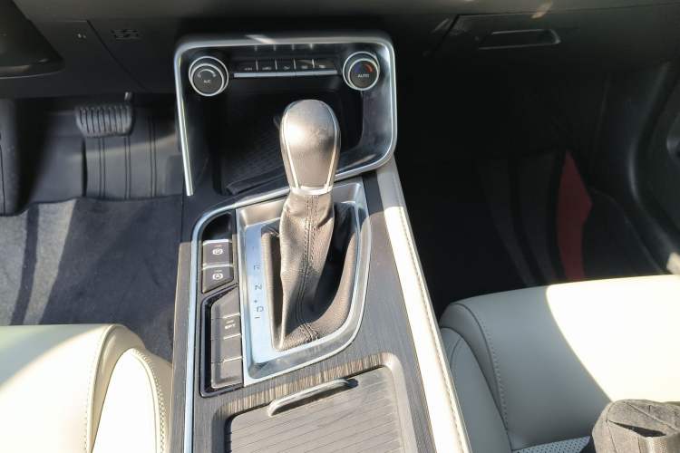 Used Geely Auto Binray 2018 14T CVT Binyi Edition
