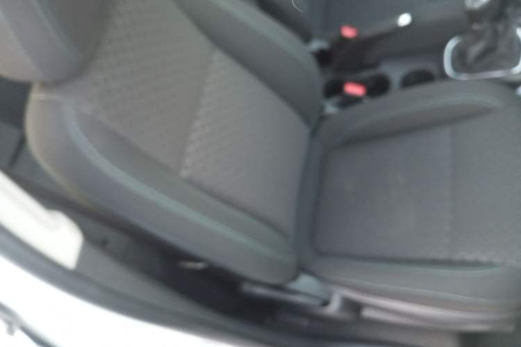 Used Chevrolet Trax 2016 1.4T Manual Two-Wheel Drive Comfort Version with Sunroof
