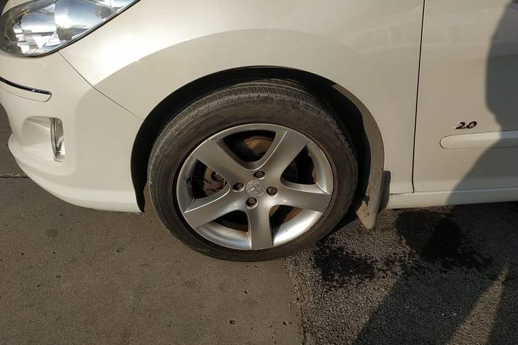 Used Peugeot 408 2013 2.0L Automatic Comfort Edition