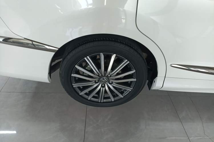 Used Honda Elysion 2022 2.0L eHEV Prestige Edition