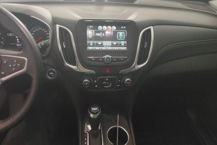 Used Chevrolet Equinox 2019 535T Automatic Chijie Edition China VI
