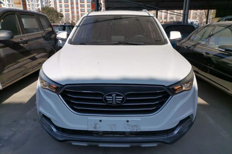 Used Bestune X40 2019 1.6L Automatic Luxury Edition China VI
