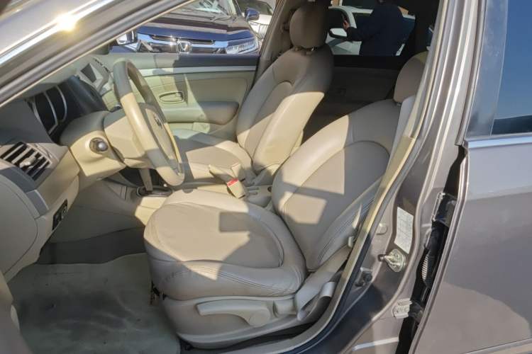 Used Nissan Sylphy 2016 Classic 1.6XE Automatic Leading Edition
