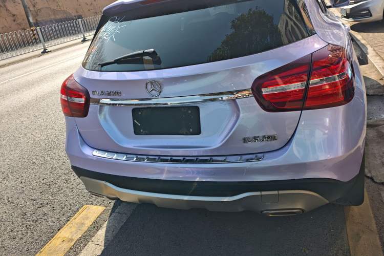 Used Mercedes-Benz GLA 2018 GLA 200 Fashion Model
