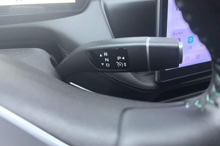 Used  SL03 2023 200Max Range-Extended Version
