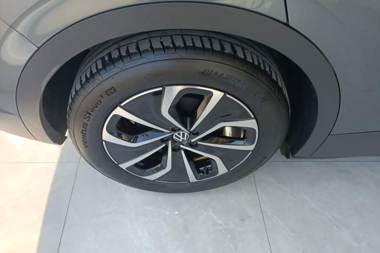 Used Volkswagen ID.4 X 2023 Pure Smart Edition
