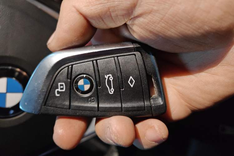 Used BMW 3 Series 2020 320i Sport Package
