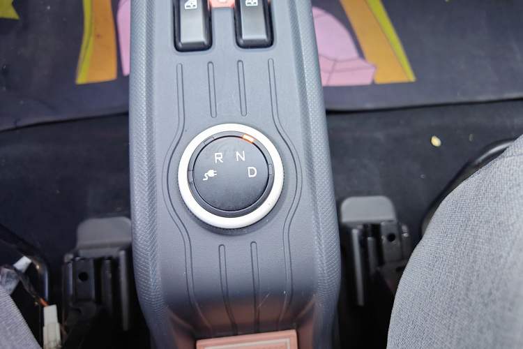 Used Wuling Hongguang MINIEV 2021 Macaron Premium Model – Lithium Iron Phosphate