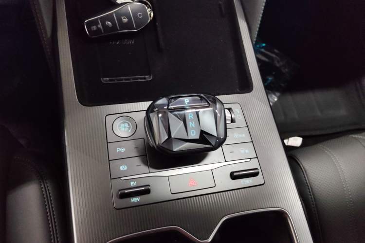 Used BYD Song L DM-i 2025 Intelligent Driving Version 160 km Beyond-Range Type