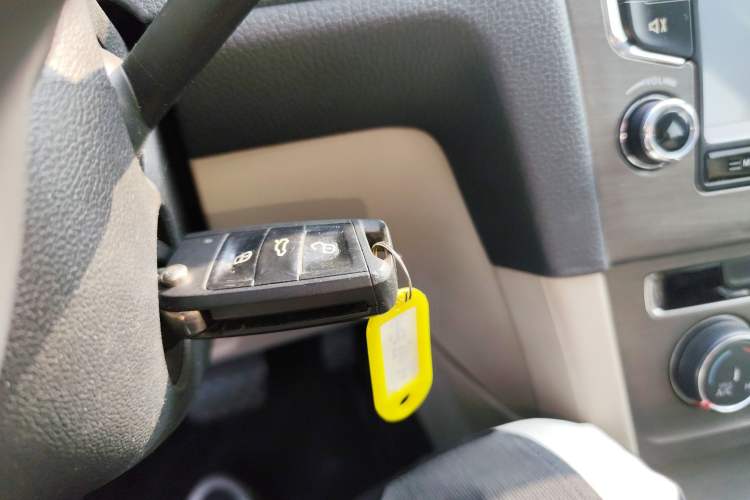 Used Volkswagen Golf 2015 1.4TSI Automatic Comfort Model
