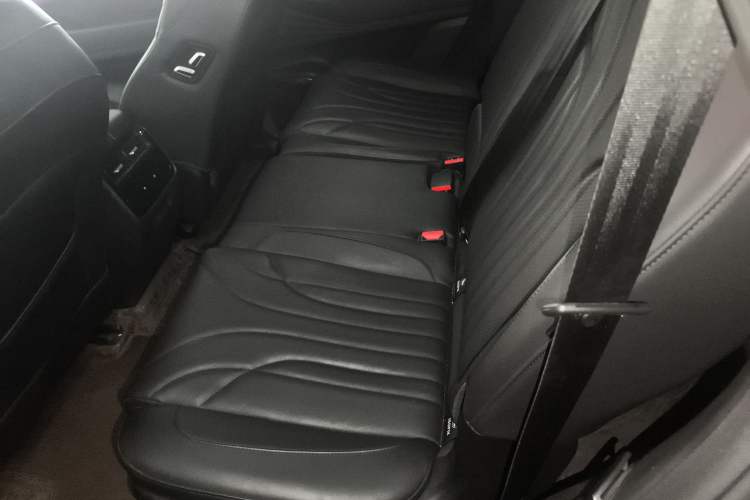 Used Chery Fengyun T9 2024 120 Long-Range Flagship Version 7 Seats Ternary Lithium