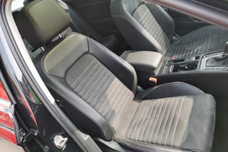 Used Volkswagen Magotan 2020 330TSI DSG Luxury Edition