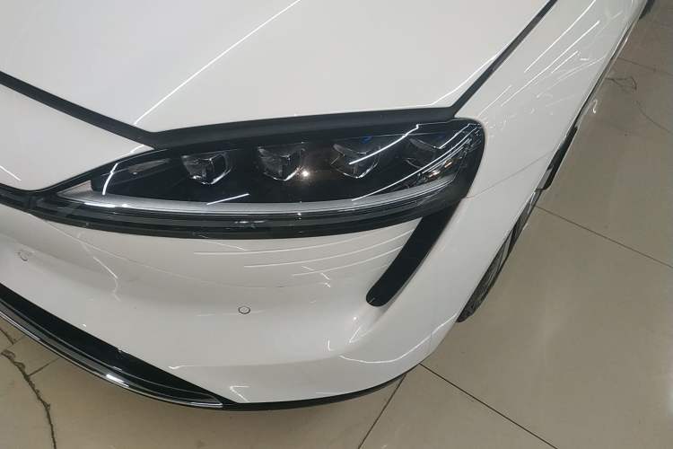 Used Hima Luxeed S7 2024 Ultra Four-Wheel Drive Flagship Edition
