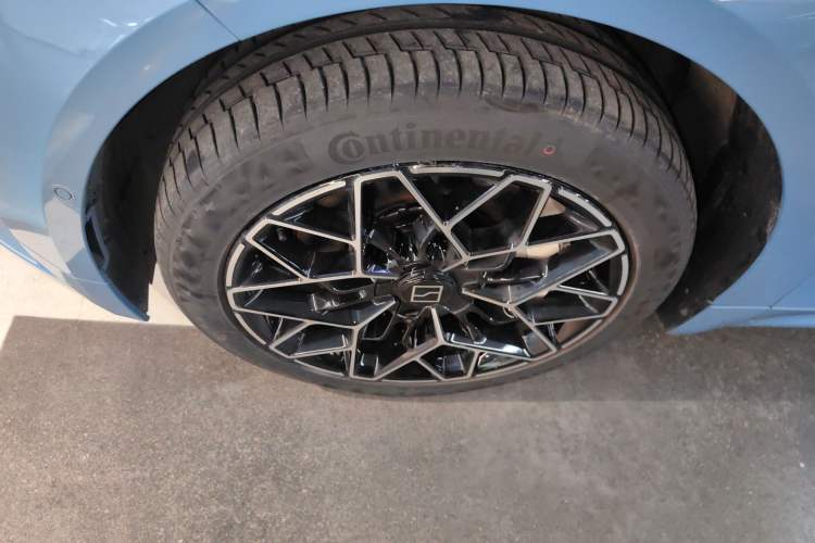 Used Zeekr 001 2025 YOU Edition 100 kWh All-Wheel Drive