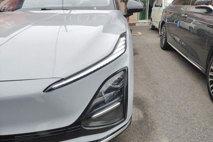 Used Wuling Xingguang 2024 Co-Creation Edition 510 Advanced Model