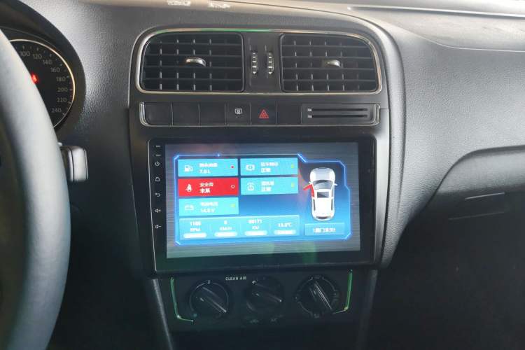 Used Volkswagen Polo 2016 1.6L Automatic Comfort Model
