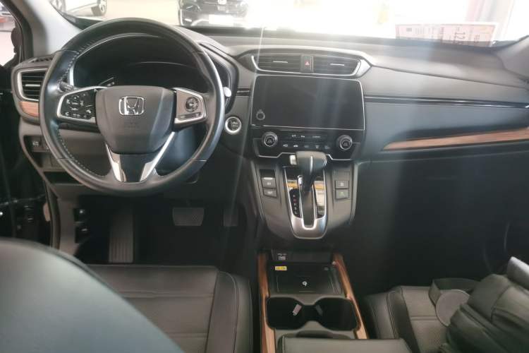 Used Honda CR-V 2021 240TURBO CVT 2WD Fashion Edition
