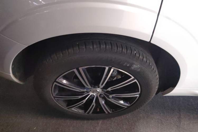 Used Volvo XC60 2021 T5 4x4 Smart Luxury Edition
