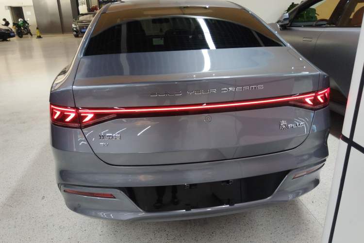 Used BYD Qin PLUS 2024 Honor Edition EV 510KM Leading Model