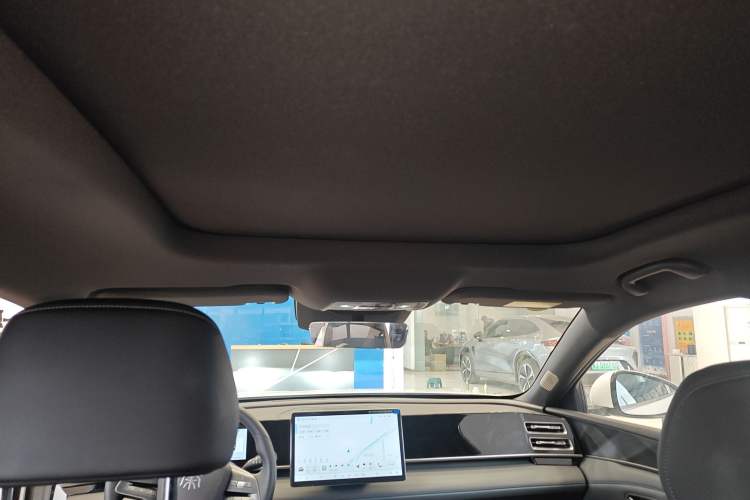 Used BYD Qin L 2025 DM-i Smart Drive 120KM Superior Model
