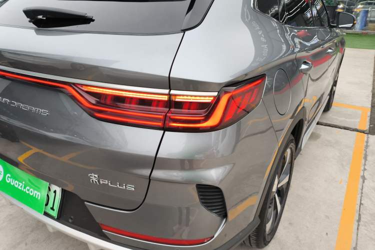 Used BYD Song PLUS New Energy 2021 EV Flagship Model
