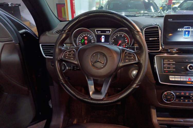 Used Mercedes-Benz GLE 2019 GLE 320 4MATIC Dynamic Edition Prestige Model
