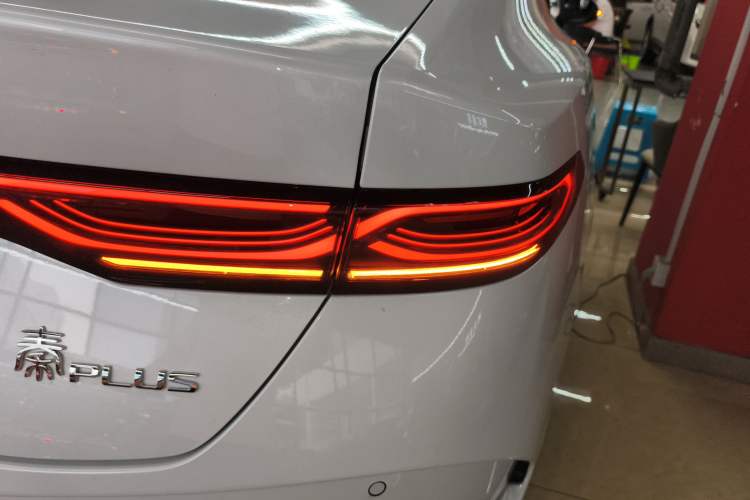 Used BYD Qin PLUS 2025 DM-i Smart Drive 55KM Leading Model
