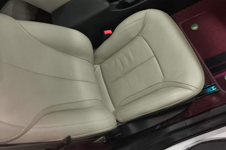 Used Buick GT 2018 15T Manual Elite Version China V Standard
