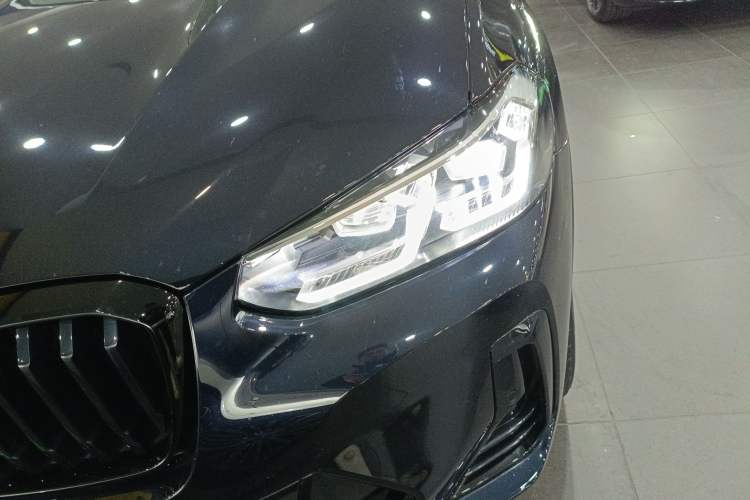 Used BMW X3 2022 Second Facelift xDrive30i Leading Edition M Night Sky Package