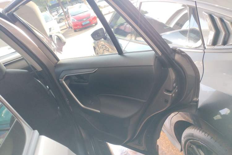 Used Toyota RAV4 2023 2.0L CVT Two-Wheel Drive Urban Edition
