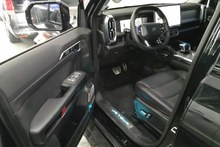 Used JETOUR Traveler 2025 2.0TD DCT XWD Cross-country
