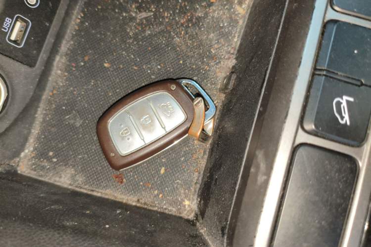 Used Hyundai ix25 2015 1.6L Automatic Two-Wheel Drive Smart GLS Trim
