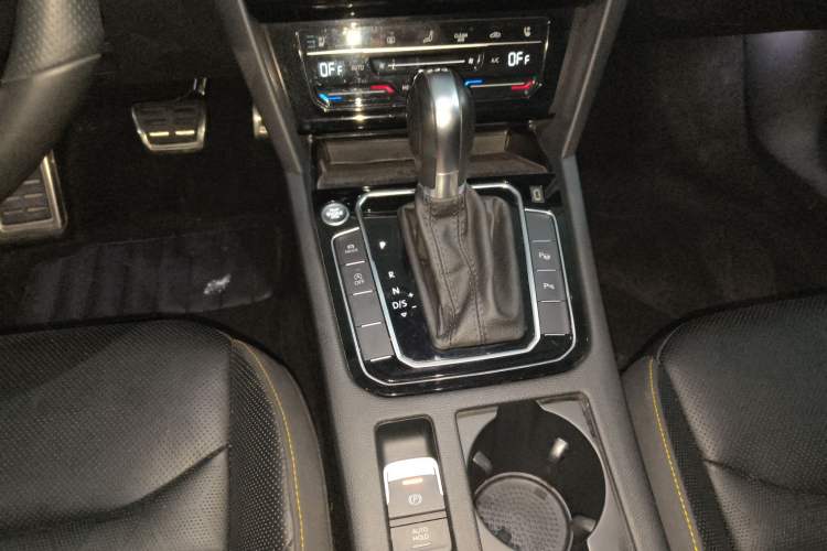 Used Volkswagen FAW-Volkswagen CC 2023 380TSI Striking Edition
