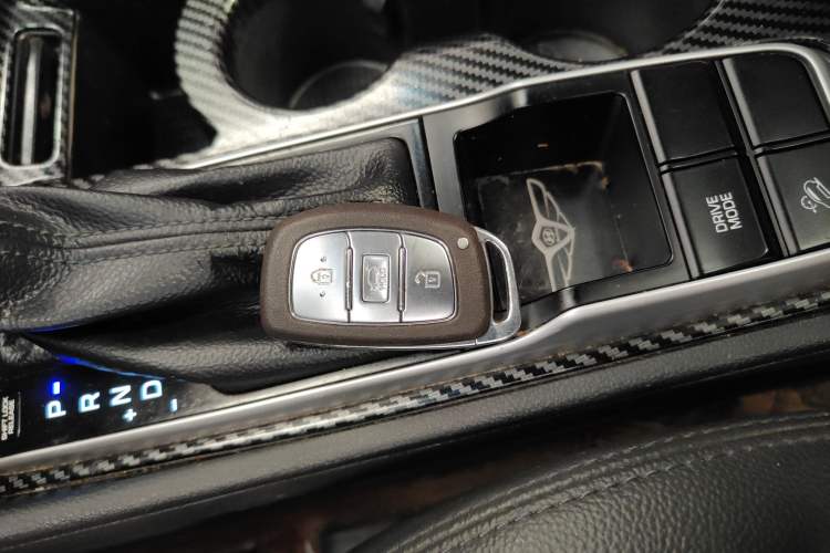 Used Hyundai Tucson 2018 1.6T Dual-Clutch Two-Wheel Drive 15th Anniversary Special Edition
