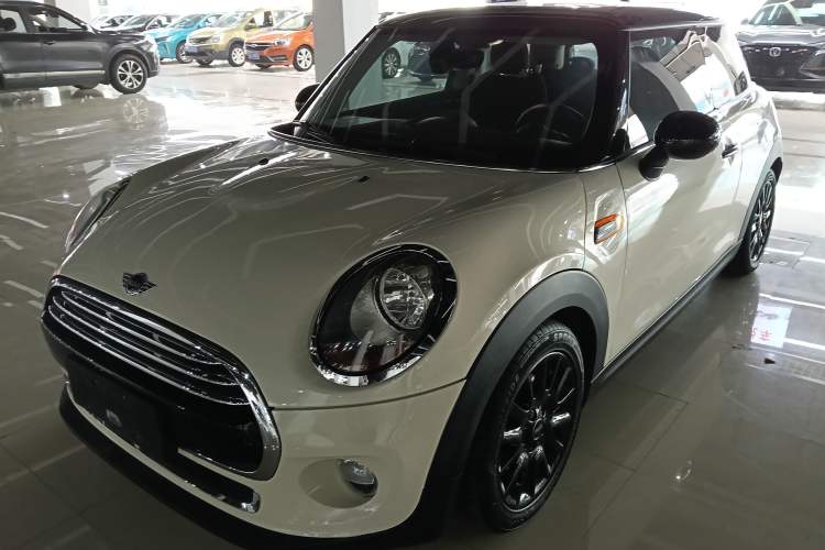 Used  MINI 2016 1.5T COOPER
