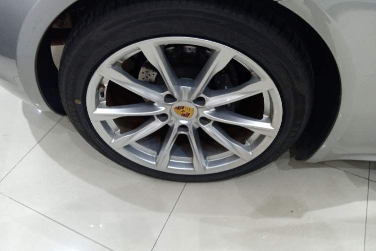 Used Porsche 718 2020 Cayman 2.0T
