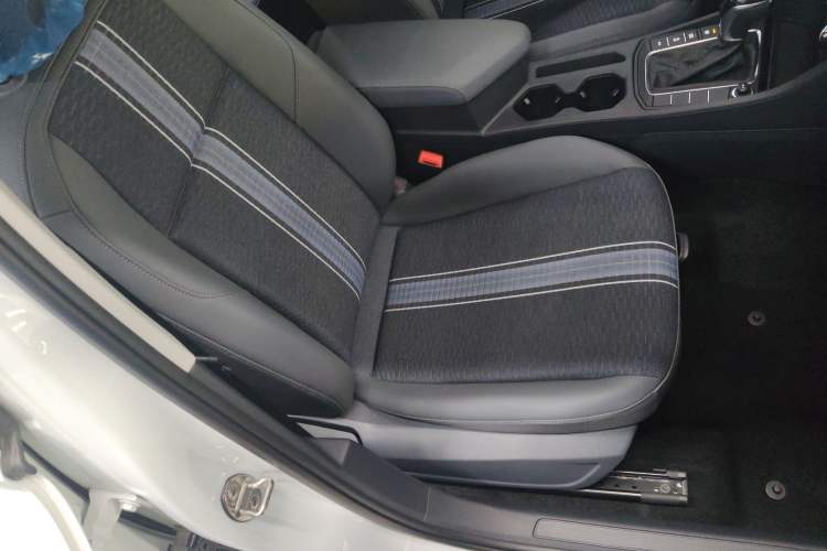 Used Volkswagen Sagitar 2025 Facelift 200TSI DSG Flyover Edition