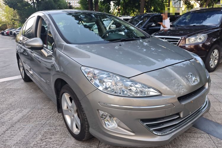 Used Peugeot 408 2013 2.0L Manual Comfort Edition
