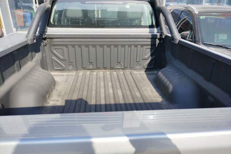 Used Great Wall Poer 2023 2.0T Commercial Version Manual Diesel 4x4 Elite Long-Box GW4D20M