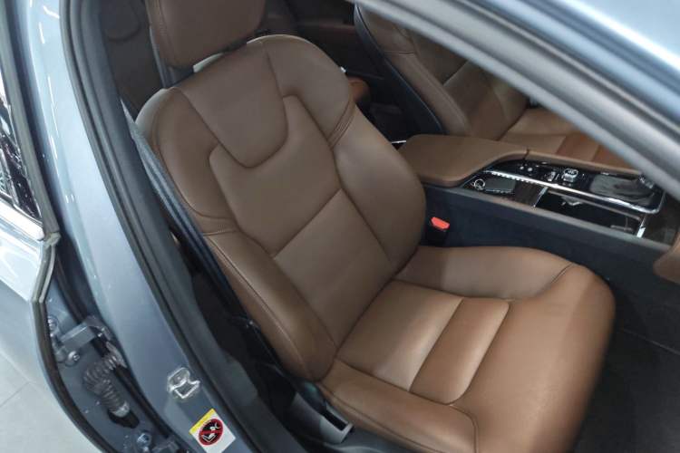 Used Volvo S90 2017 T4 Zhiyuan Edition