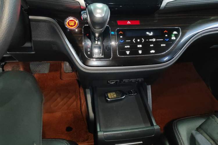 Used Honda Odyssey 2018 2.4L Luxury Edition
