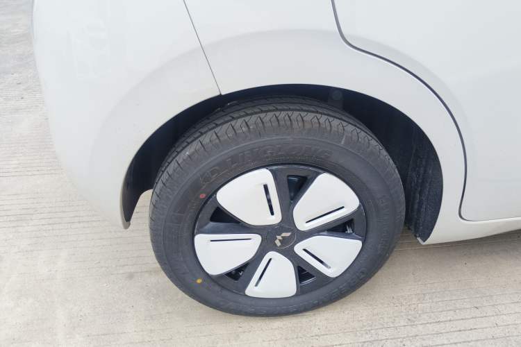 Used Wuling Hongguang MINIEV 2025 Four-Door Version Advanced Edition
