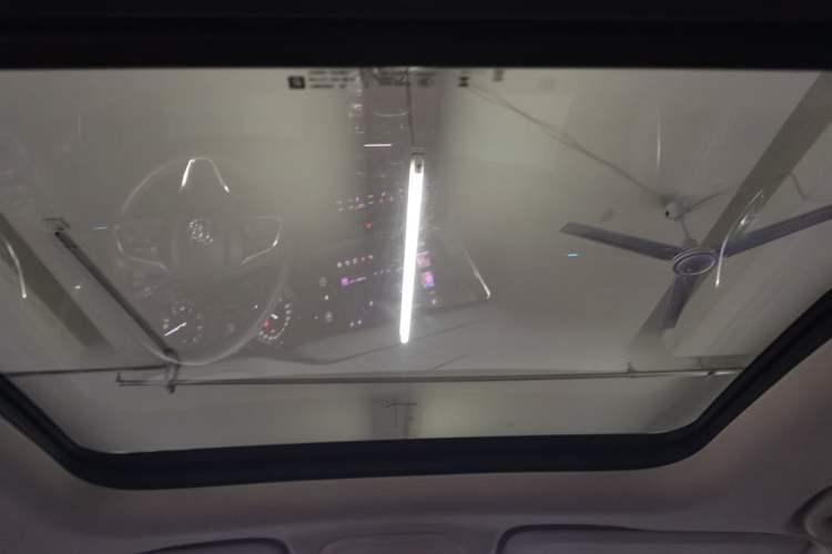 Used Buick Envision 2023 Encore S 652T Two-Wheel-Drive Luxury Model