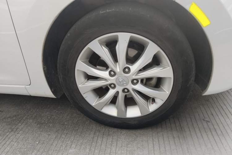 Used Hyundai Elantra (5th Generation / Langdong) 2016 1.6L Automatic Prestige Edition
