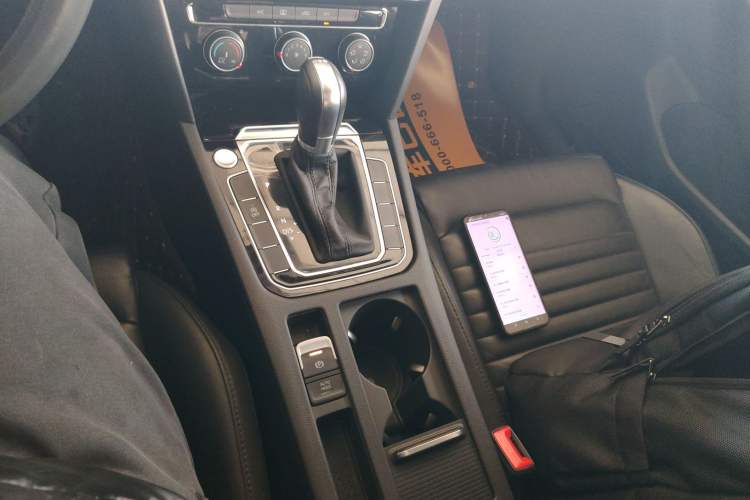 Used Volkswagen Magotan 2019 330TSI DSG Leading Model China VI Standard
