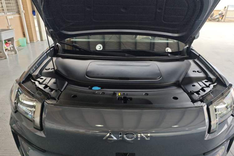 Used AION V 2024 Aion Tyrannosaurus 650 LiDAR Edition
