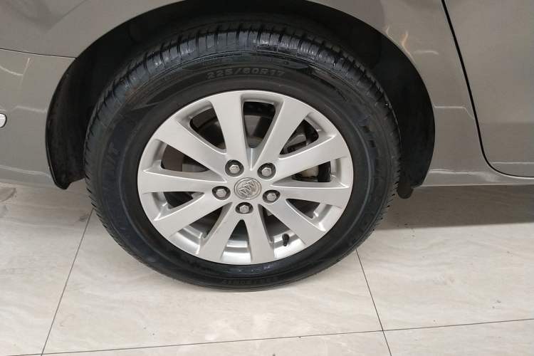 Used Buick GL8 2018 28T Comfort Model China VI Standard